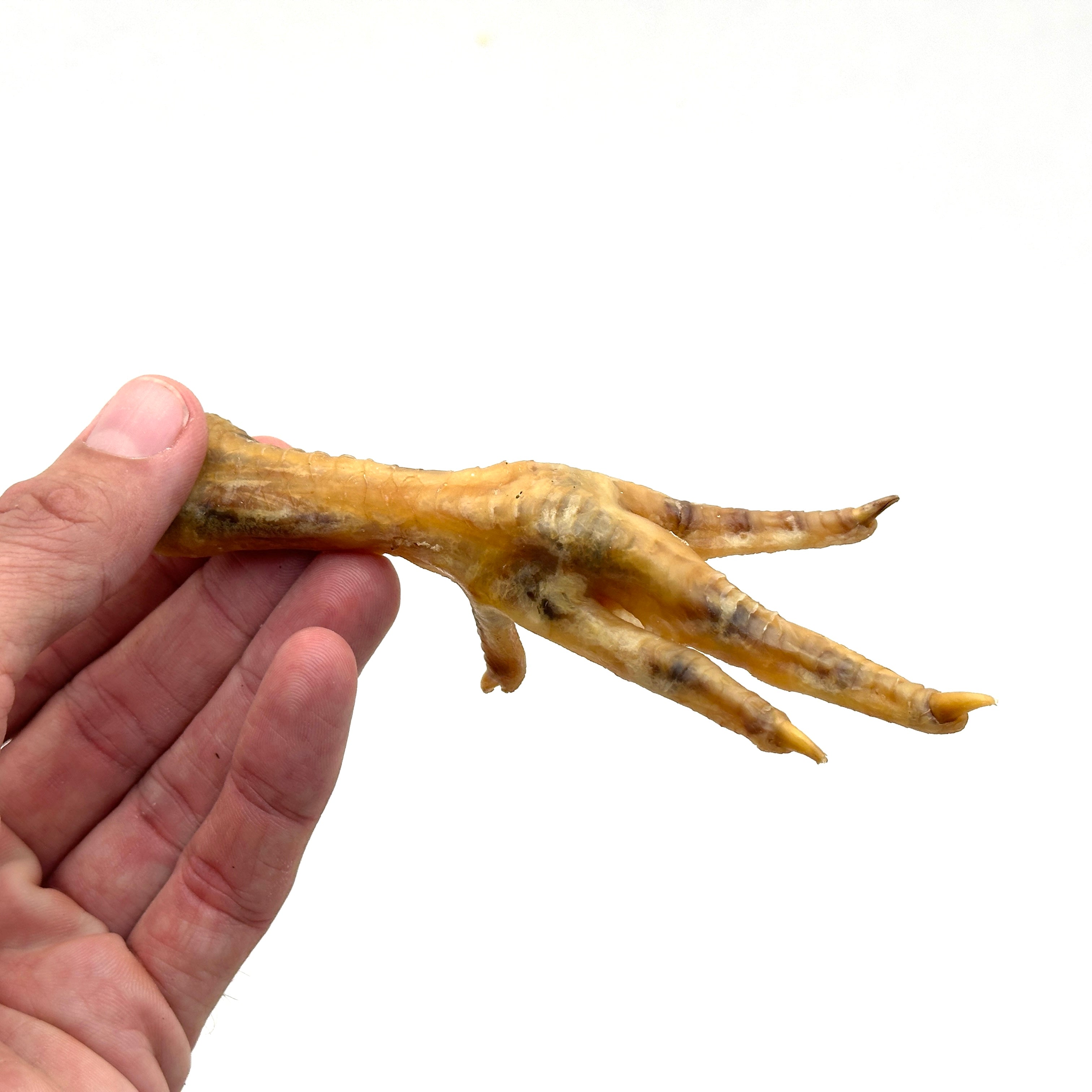 Emmzo - Svenska torkade kycklingfötter med skinn (100g, 500g eller 1kg)