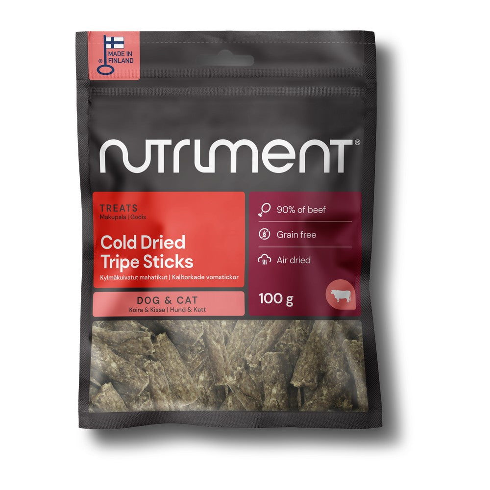 Nutriment Cold Dried Tripe Sticks kalltorkade vomstickor 100g, svart påse med röd etikett mot vit bakgrund